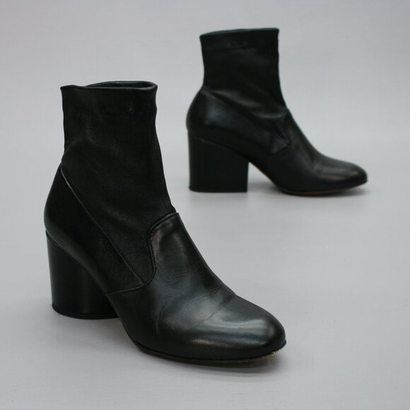 Robert Clergerie Ladies 36.5 (6) Stretch Black Leather Zip-up Heels Ankle Boots - Picture 1 of 11